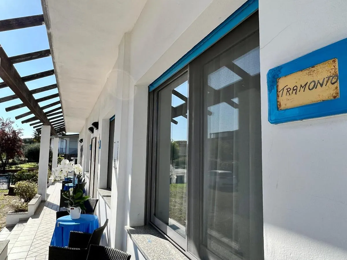 Hotel Ca' Bianca Da Paolino Misano Adriatico 3*,  Italie
